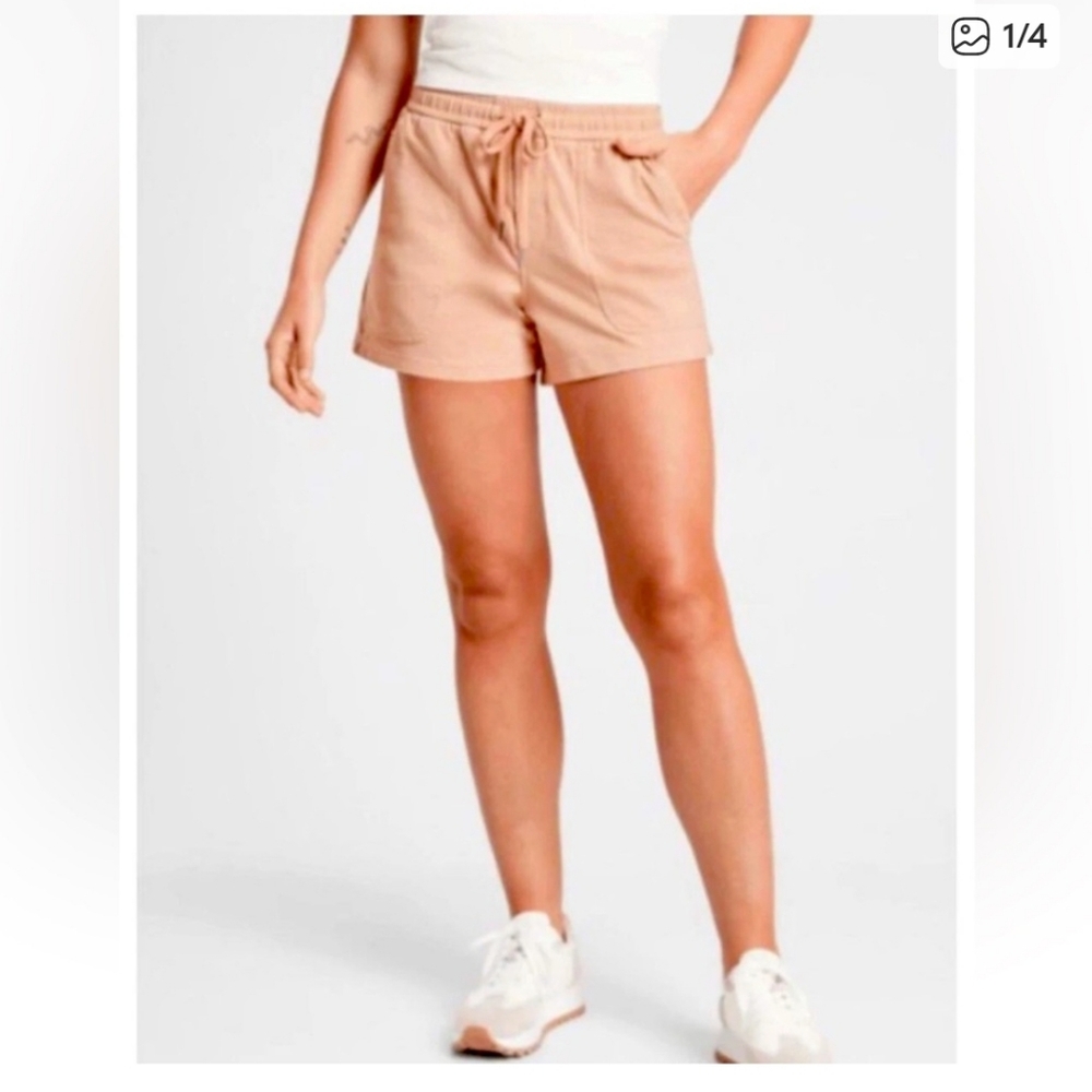 Athleta Farallon Peach Pull On Athletic Shorts Women’s Size Small